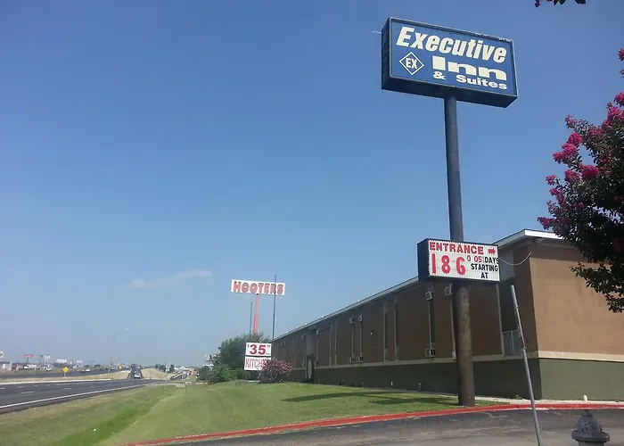 Executive & Suites Motel 2*