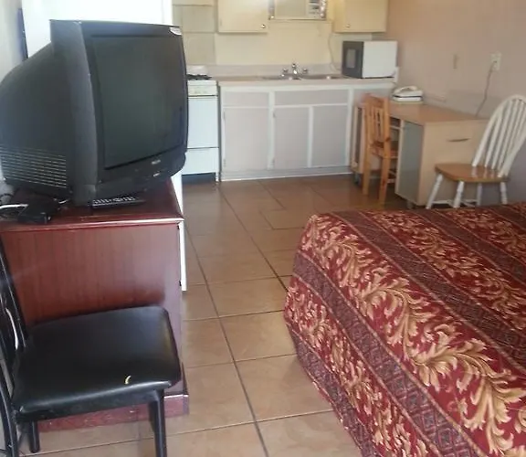 Executive & Suites