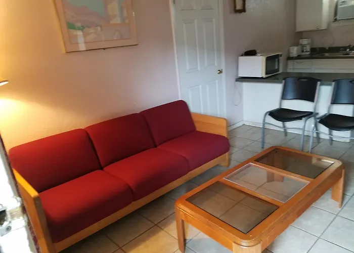 Motel Executive & Suites